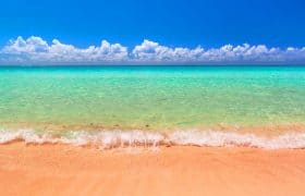 Traumhafter Strand am karibischen Meer in Playa del Carmen, Mexiko