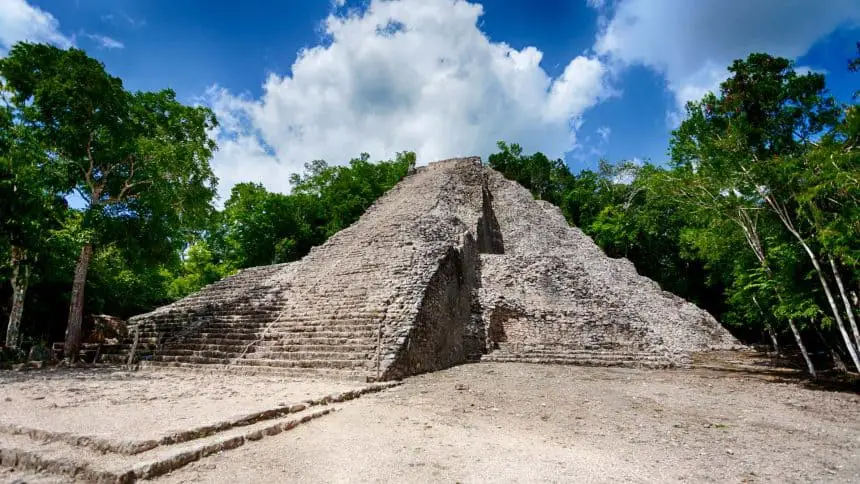 Nohoch Mul Pyramide in Coba, Mexiko