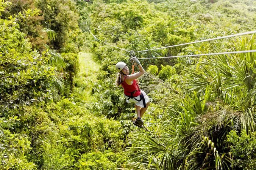 Excursiones qué hacer en Puerto Morelos, México - Tirolesa en la selva