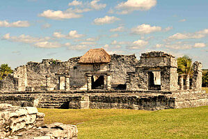 Ruinas Mayas de Tulum - Templodel Dios Descendiente
