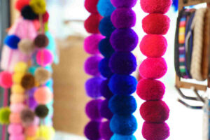 Artesanías coloradas en Tulum