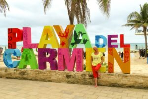 Activities in Playa del Carmen - Photo at the colorful Sign