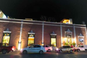 Hotel Mesón del Marques, Valladolid, Mexico - Street View at Night
